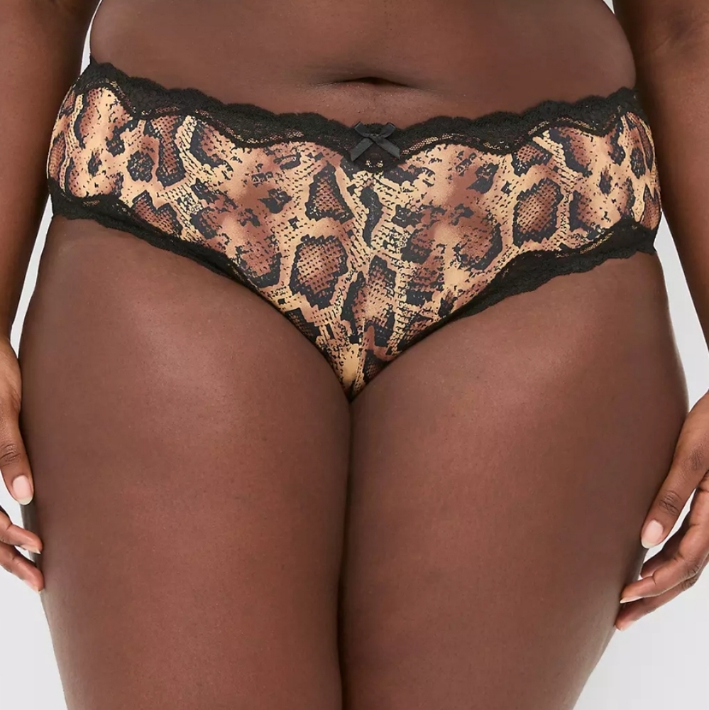 Cacique 26/28 Cheeky Panty - Picture 2 of 11
